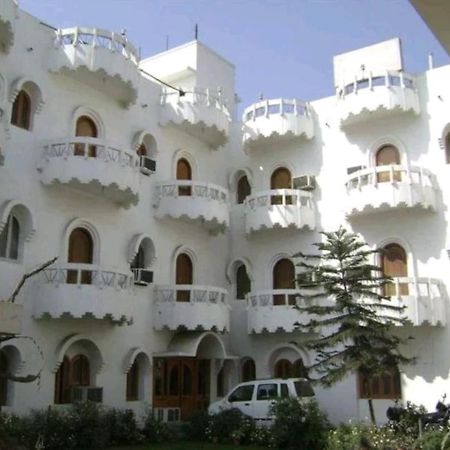 Hotel Soni International Khalilabad Zewnętrze zdjęcie