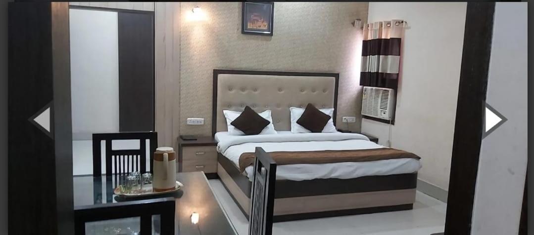 Hotel Soni International Khalilabad Zewnętrze zdjęcie