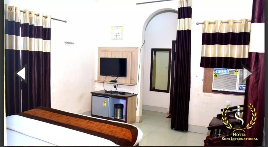 Hotel Soni International Khalilabad Zewnętrze zdjęcie